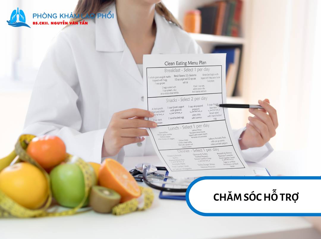 Người bệnh cần được cung cấp dinh dưỡng đầy đủ để tăng cường sức đề kháng