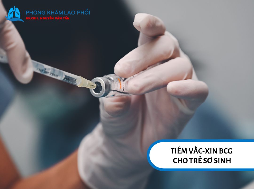 Tiêm vắc-xin BCG cho trẻ sơ sinh