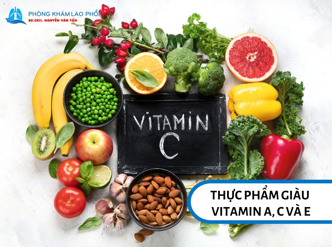 Rau củ và trái cây giàu vitamin hỗ trợ sức khỏe người bệnh
