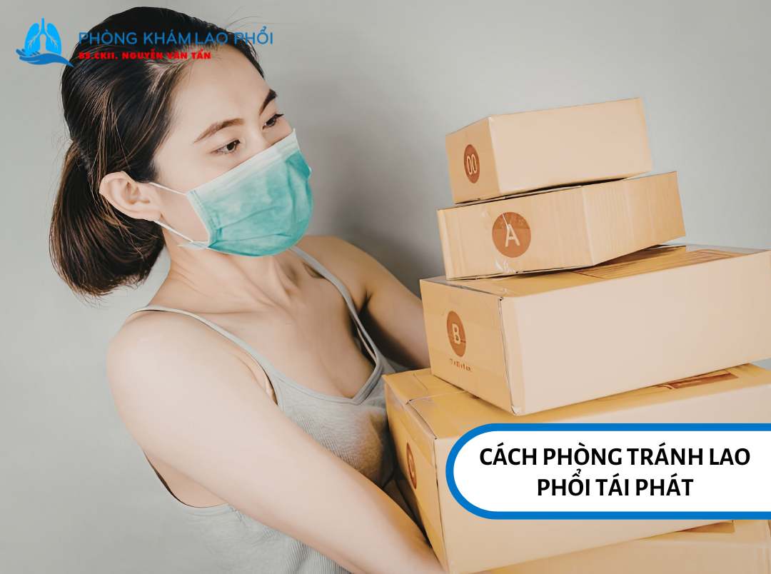 Người tiếp xúc với bệnh nhân lao phổi nên đeo khẩu trang và dọn dẹp nhà cửa cho thông thoáng